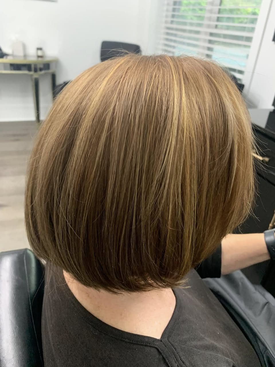 Sandy blonde bob with fine highlights